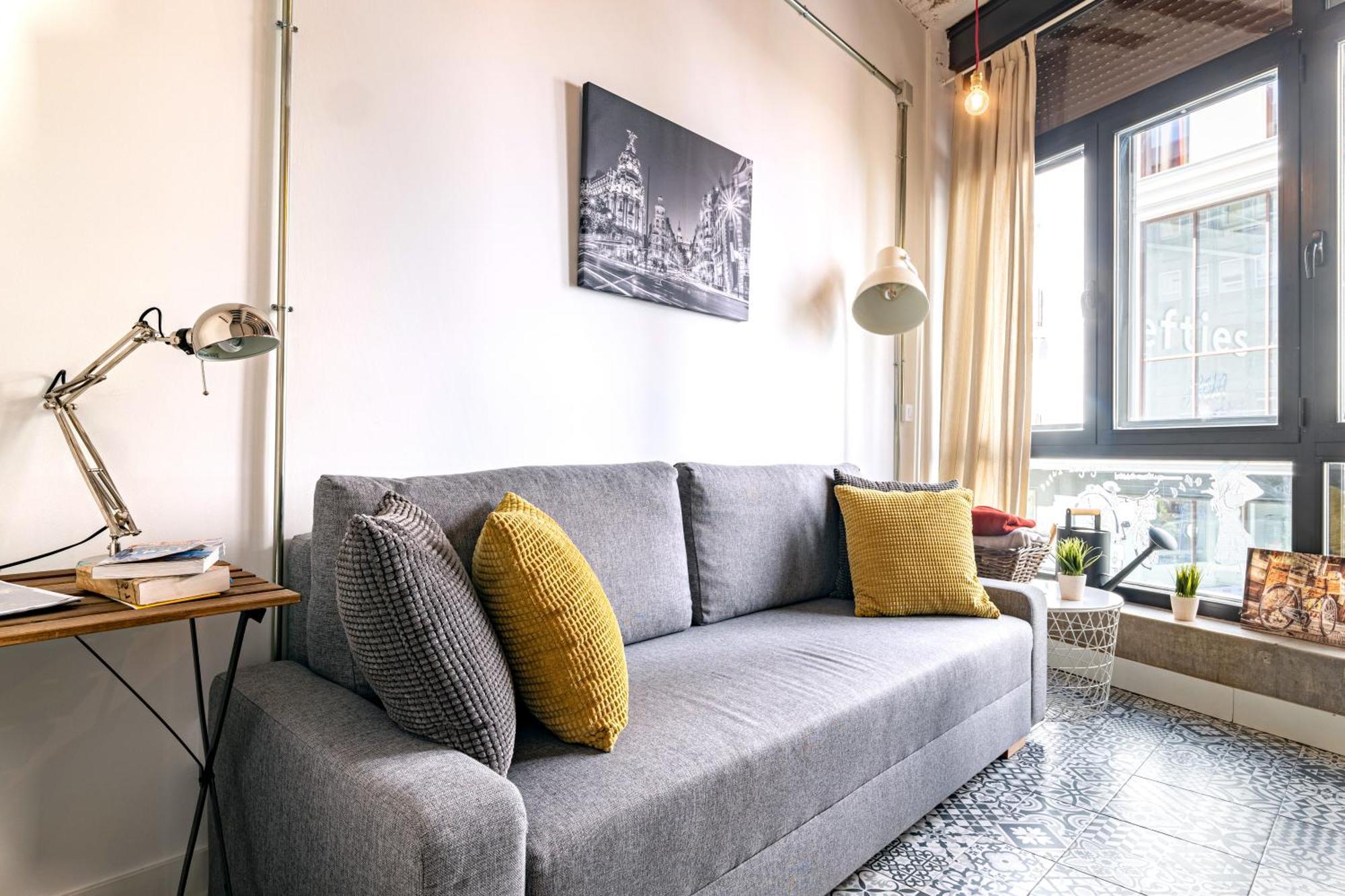 Vintage Apartment Near Puerta Del Sol Madrid Esterno foto